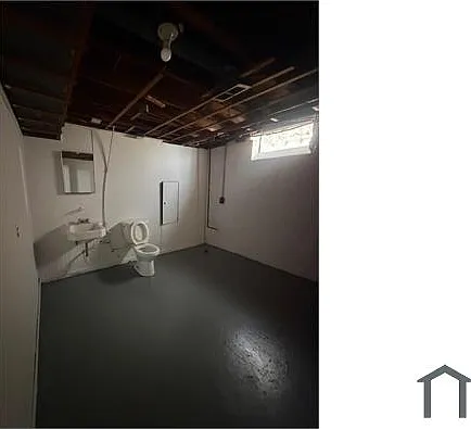 9310 Littlefield St — Photo 13