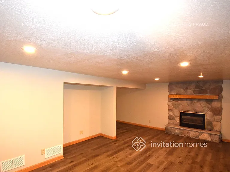 8285 Hyde Ct S — Photo 6