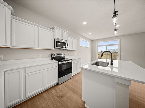 5th image of 404 N 20th St