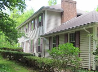 14245 Sweetbriar Ln, Novelty, OH 44072