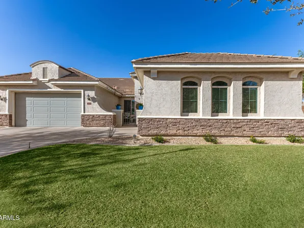 2124 E CANYON Place, Chandler, AZ 85249