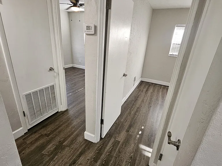 5043 6th Ave S — Photo 5