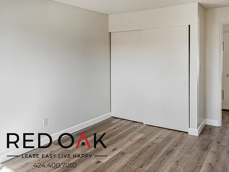 12767 San Fernando Rd #10 — Photo 15