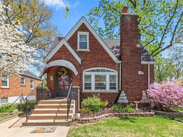 3644 Eminence Blvd, Saint Louis, MO 63114