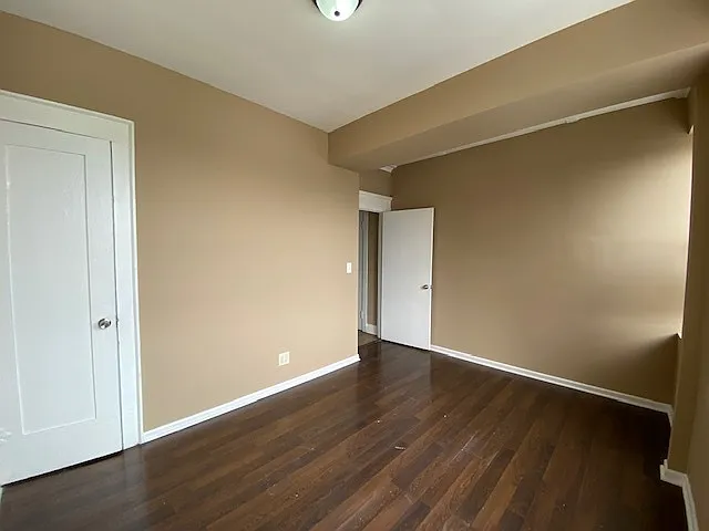 Lawndale Ave 1601 N — Photo 2
