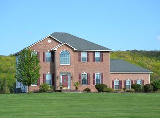 Farm View Ln, Romney, WV 26757