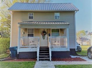 210 E Lincoln St, Hoopeston, IL 60942
