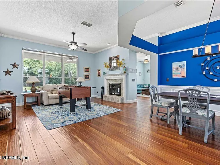 703 Cherry St — Photo 6