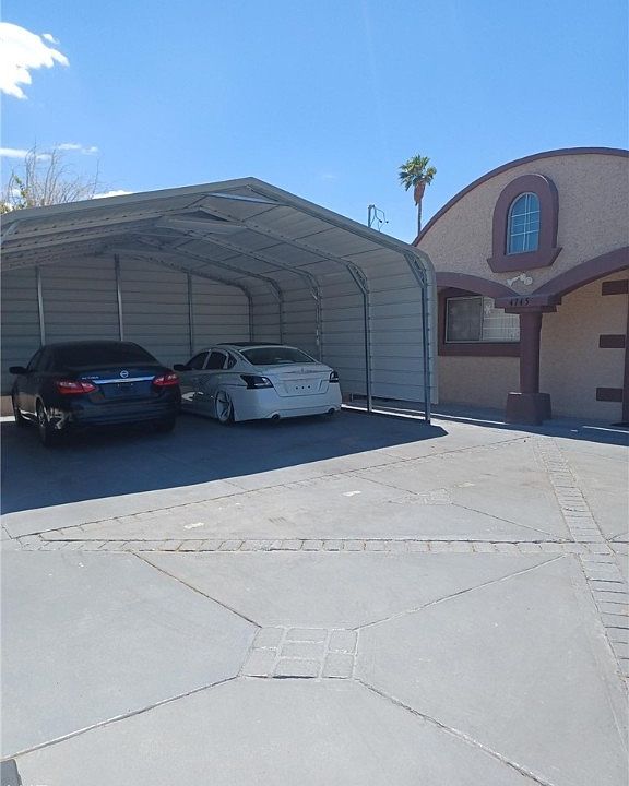 1st image of 4745 Randall Dr