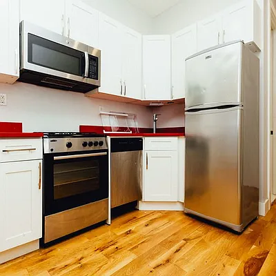 Rented by Nooklyn NYC LLC | media 1