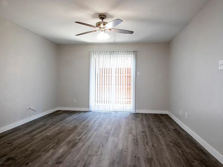 Gazebo Apartments (Denton, Tx) — Photo 40