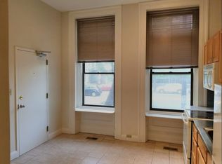 1232 S Broad St #1F, Philadelphia, PA 19146