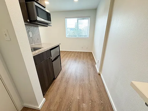 Floor plan 403