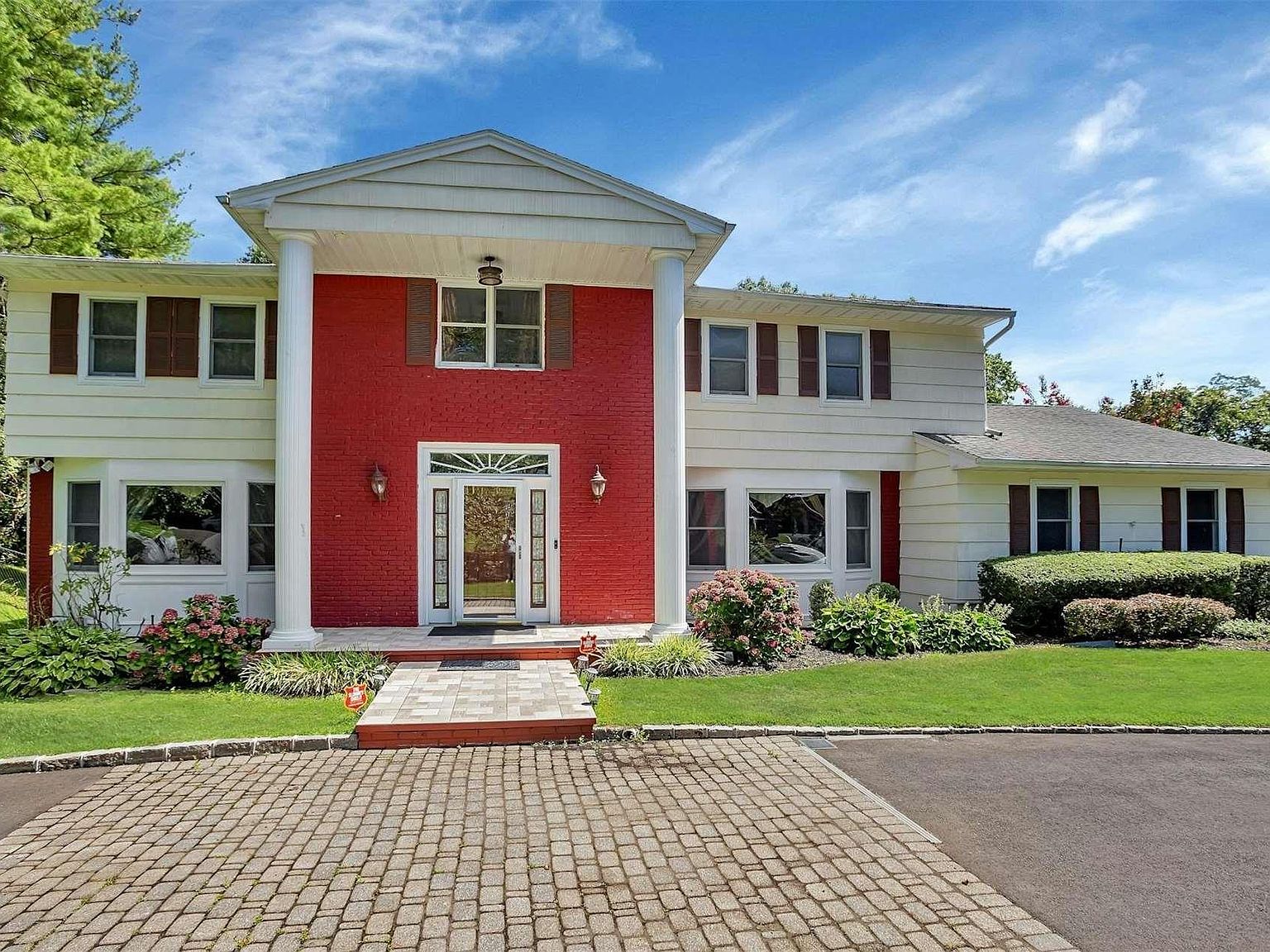 8 Croydon Court, Dix Hills, NY 11746 | Zillow
