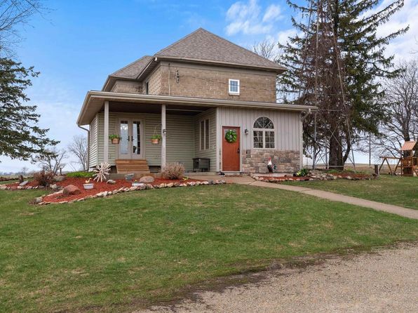 W11490 County Road G, Randolph, WI 53956