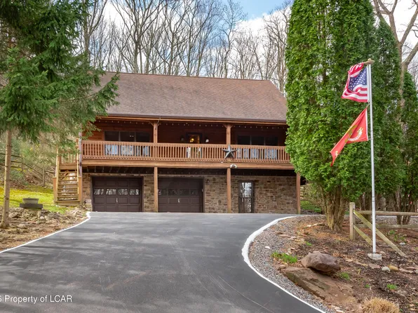 119 Buck Ridge Dr, Drums, PA 18222