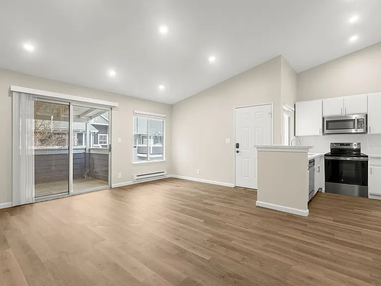 Redwood Creek Villas — Photo 30