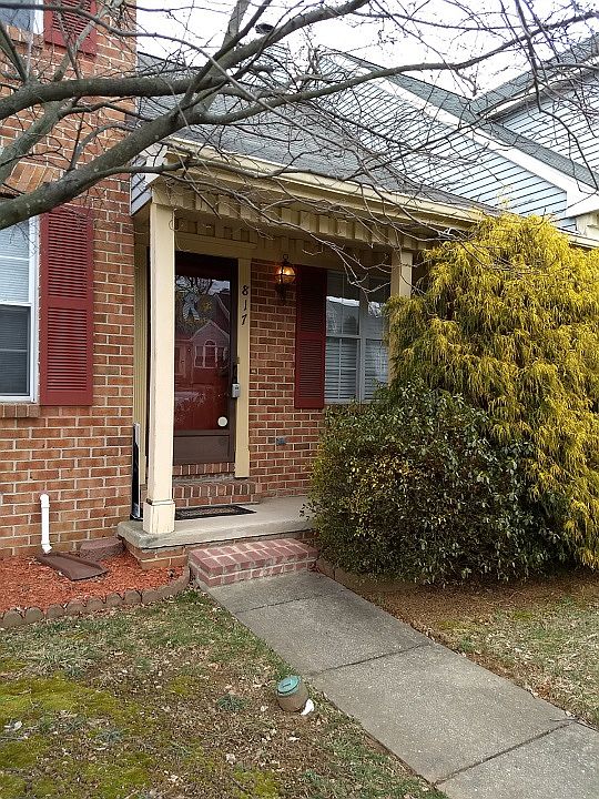 1st image of 817 Marcie Ct