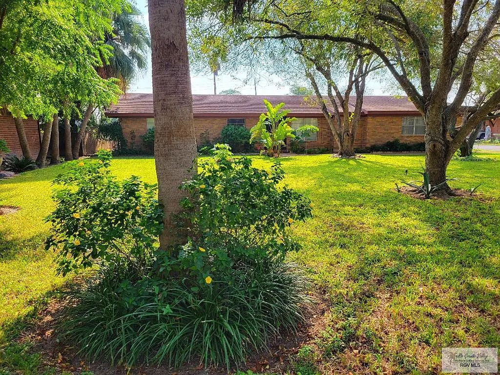 2 bed, 2.0 bath, 1358 sqft, $1,775 — Photo 1