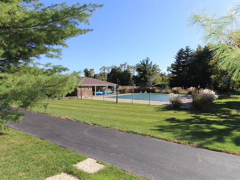 5055 Bristol Ct — Photo 12