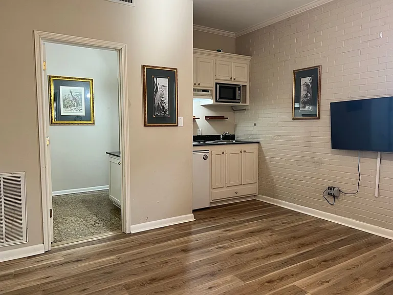 213 Bendel Rd #111 — Photo 14