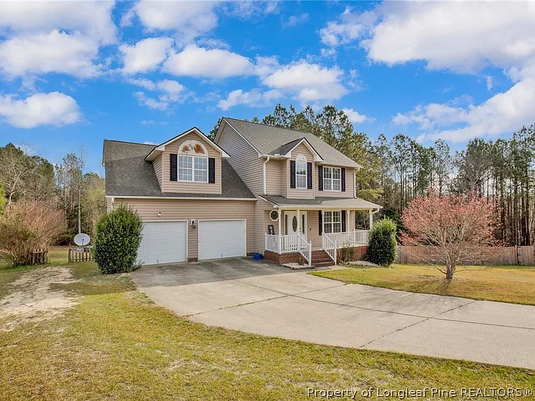 75 Countess Ct — Photo 3
