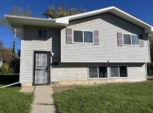 5520 Bermuda Ln, Flint, MI 48505