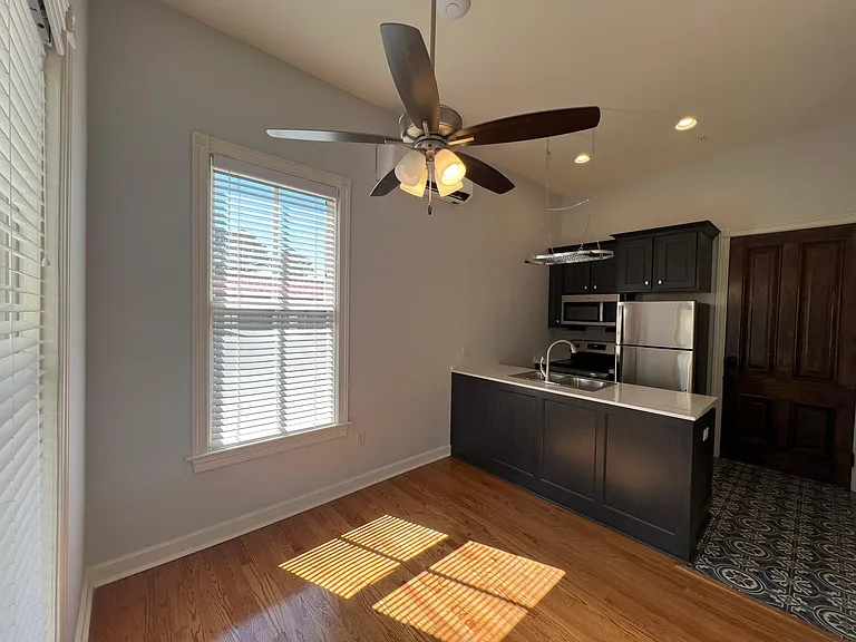 904 Scott St #1 — Photo 4