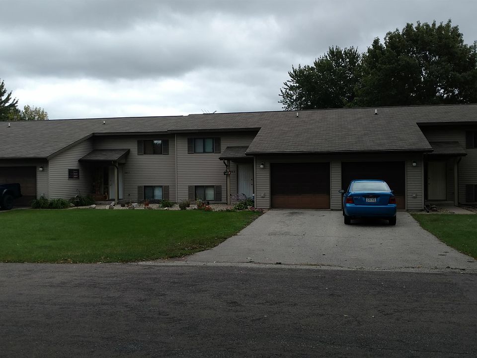 1st image of 3000 Youngdale Ave #D