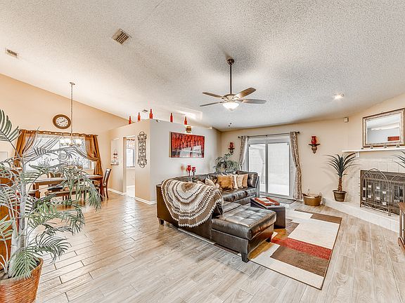 3rd image of 8463 Wessex Ct