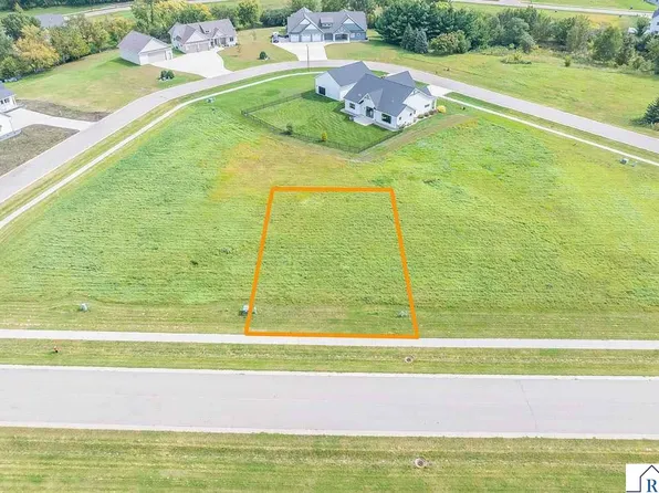 219 Double Eagle Dr, Mankato, MN 56001