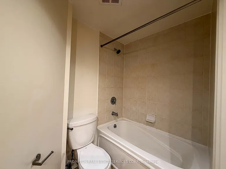 438 Richmond St W #1107 — Photo 12
