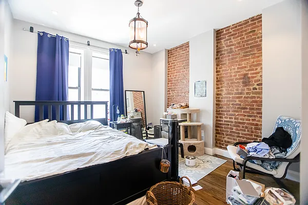 Rented by Keren Capital Group, LLC | media 16