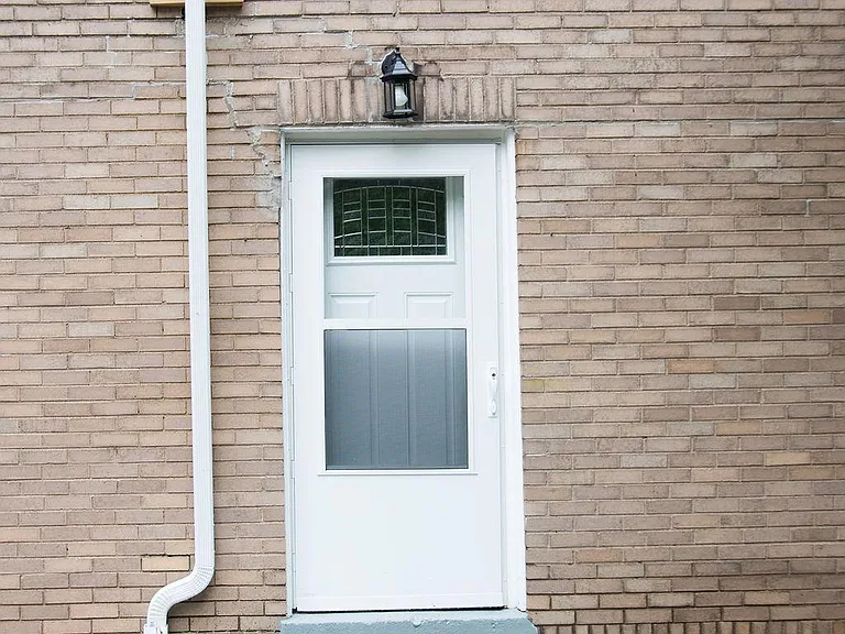 1223 Greenbrier Rd #1/2 — Photo 53