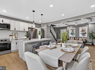 2657 Park Heights Ter, Baltimore, MD 21215