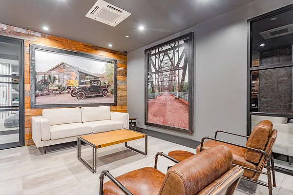 Rented by MySpaceNYC | media 45