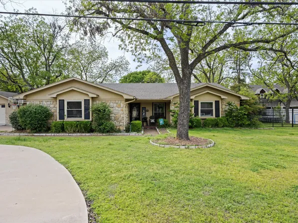 4510 Cimmaron Trl, Granbury, TX 76049