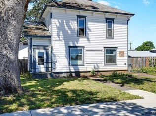 645 Main St, Dallas, OR 97338