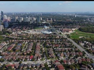 4194 Tea Garden Cir, Mississauga, ON L5B2W8