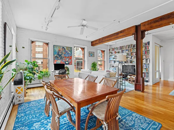 165 Duane Street image 3 of 29