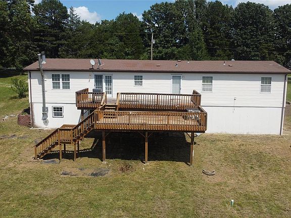 5th image of 591 Fox Ln