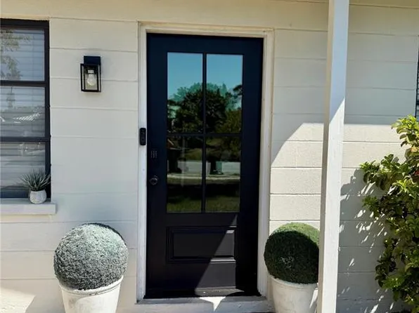 3157 Novus St, Sarasota, FL 34237