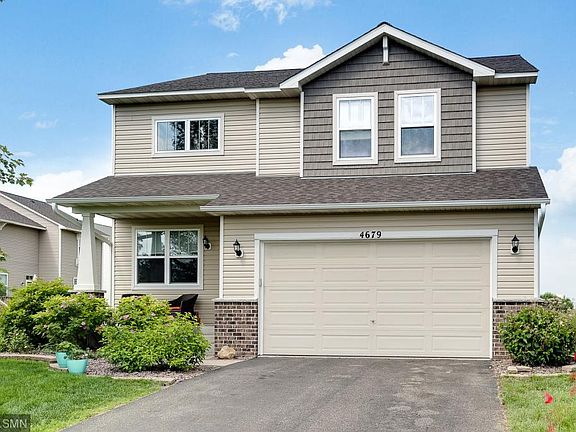 3rd image of 4679 Empress Way N