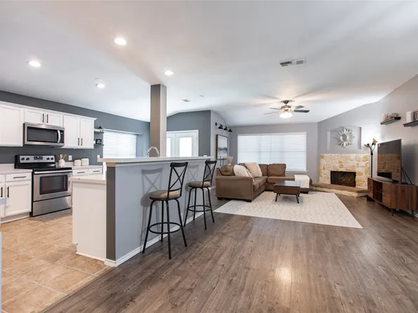 2223 Meade Ct, Little Elm, TX 75068