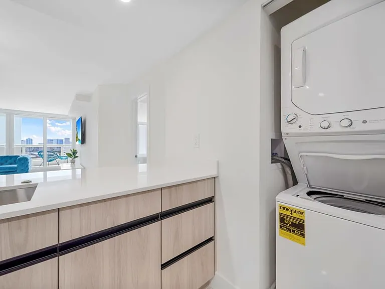 Washer/Dryer