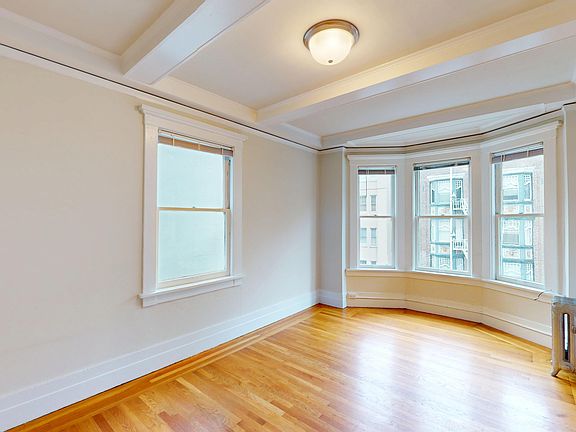 5th image of 522 Hyde St APT 11