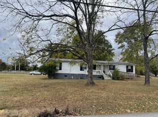 716 Steele Rd, Rossville, GA 30741