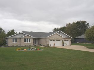 19661 W Ash St, Elwood, IL