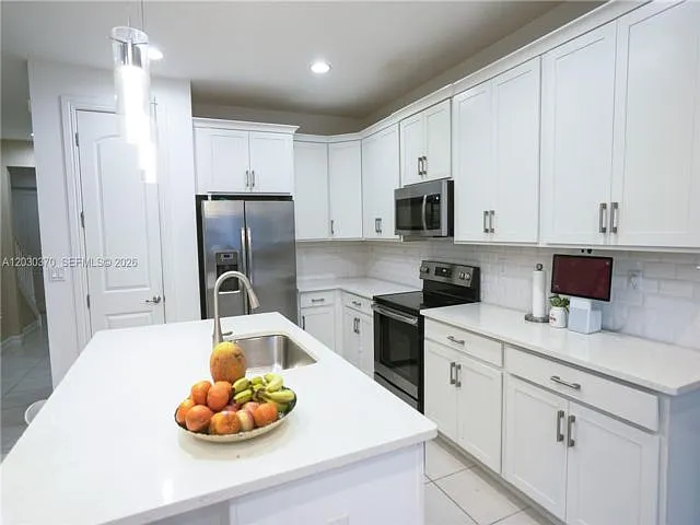 10111 Akenside Dr — Photo 16
