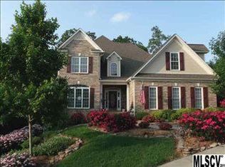 220 43rd Avenue Dr NW, Hickory, NC 28601